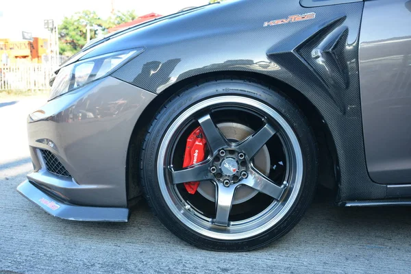 Honda Civic wheel at Love, Cars, Babes 6 car show — 스톡 사진