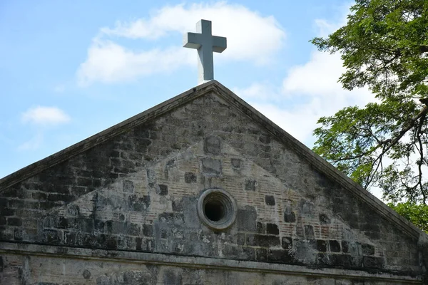 Fasada kościoła Bosoboso w Antipolo, Filipiny — Zdjęcie stockowe