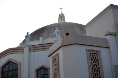 Rizal, Ph - 30 Kasım: Antipolo Katedrali 'nde 30 Kasım 2019 tarihinde kilise cephesi Antipolo, Rizal, Filipinler.