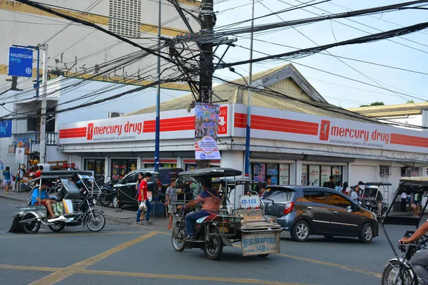 Rizal Kasım 2019 Antipolo Rizal Filipinler Merkür Eczane Cephesi — Stok fotoğraf