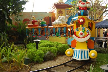 Laguna, Ph - 7 Nolu Büyülü Krallık temalı park treni 7 Kasım 2009 'da Santa Rosa, Laguna, Filipinler' de.