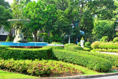 BANGKOK, TH - DEC 13: Water fountain at Dusit Zoo on December 13, 2016 in Khao Din Park, Bangkok, Thailand. Dusit Zoo is the oldest zoo in Bangkok, Thailand.