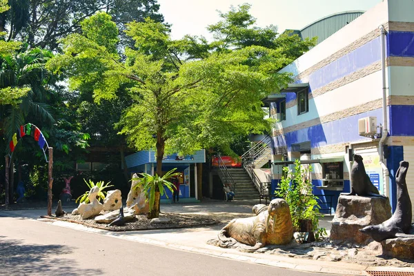 Bangkok Dec Penguin Building Facade Dusit Zoo December 2016 Khao — Stockfoto