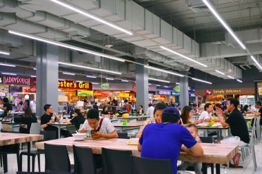 Bangkok, Th - 11 Aralık: Büyük C Ratchadaphisek Gıda Mahkemesi İçişleri 11 Aralık 2016 'da Bangkok, Tayland.