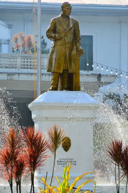 Cebu, Ph - 11 Ekim 2016: Jose Rizal Heykeli 11 Ekim 2016, Liloan, Cebu, Filipinler. Liloan, Filipinler 'in Cebu iline bağlı birinci sınıf bir belediyedir..