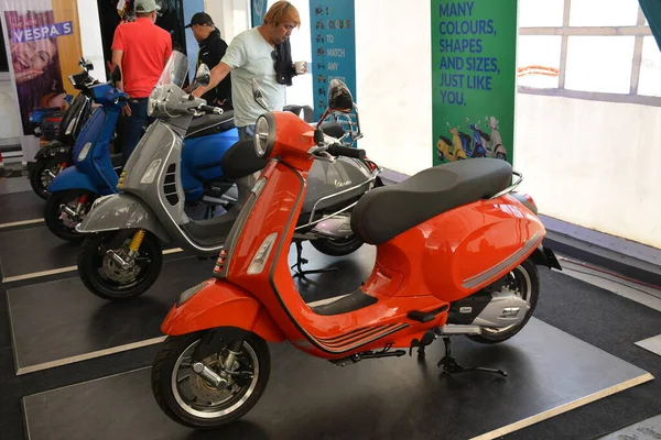 Pasig Mart Vespa Primavera Special Edition Motorkerékpár 2Nd Ride Március — Stock Fotó