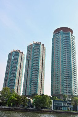 Bangkok, Th - 12 Aralık 2016 Chatrium Hotel Riverside Bangkok cephesi Wat Phraya Krai, Bangkok, Tayland.