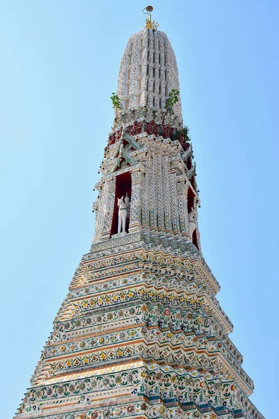 12月12日 2016年12月12日 泰国曼谷 黎明寺 Wat Arun 是泰国曼谷的一座佛教寺庙 — 图库照片