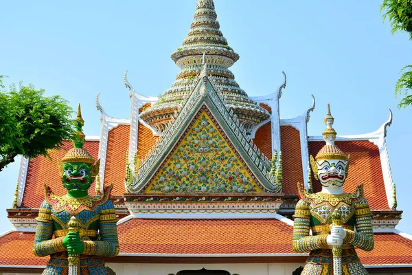 Bangkok Dec Wat Arun Ordinationshall Tempel Och Vårdnadshavare Siffra Den — Stockfoto