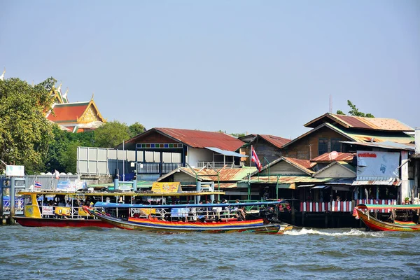 Bangkok Dec Tha Tien Ferry Boat Station Terminal Dezembro 2016 — Fotografia de Stock