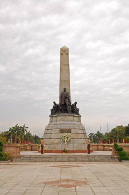 1 Ekim 2011 'de Roxas Bulvarı, Manila' da Luneta Ulusal Parkı anıtı olarak da bilinen Rizal Park. Rizal Park, Manila 'nın en önemli turistik yerlerinden biridir..