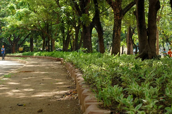Quezon City Oct Quezon Memorial Circle Shrine Path Way October — Fotografia de Stock