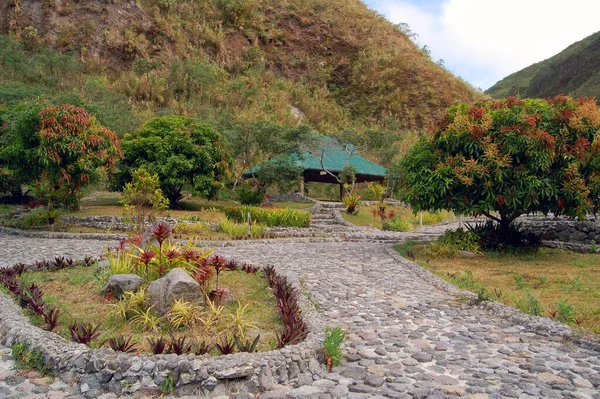 Zambales Oct Pinatubo Gölü Kayalık Patikası Ekim 2015 Zambales Filipinler — Stok fotoğraf