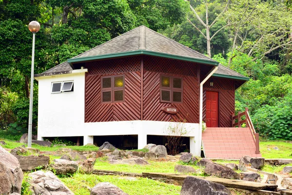 Sabah Mein Juni Poring Hot Spring Hüttenfassade Juni 2016 Sabah — Stockfoto