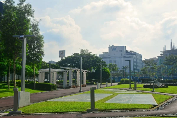 Taguig Oct 2016年10月1日在菲律宾塔基格的户外公园路径 — 图库照片