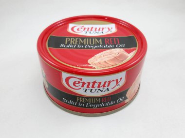 MANILA, PH-APR. 10: Yüzyıl ton balığı primi 10 Nisan 2020 'de Manila, Filipinler' de sebze yağı kutusunda katı kırmızı.