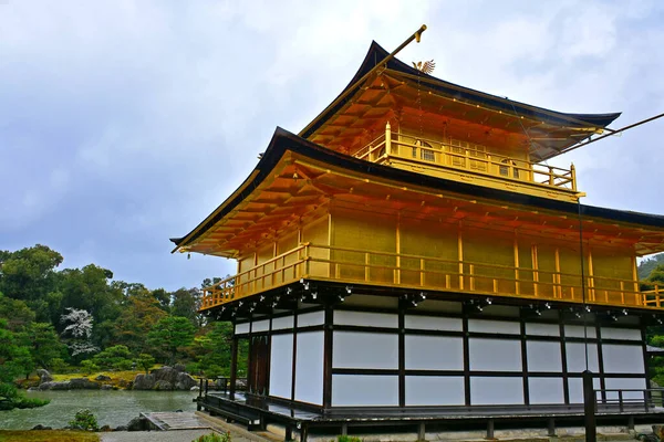 Kyoto Apr Die Goldene Fassade Des Kinkakuji Tempels April 2017 — Stockfoto