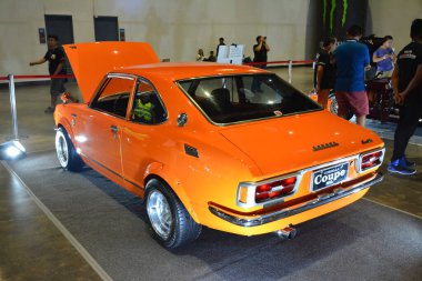 Pasay, PH - 28 Temmuz: Toyota corolla coupe at Bumper to Bumper Prime car show 28 Temmuz 2019, Pasay, Filipinler. Bumper to Bumper, pazar sonrası arabaların yer aldığı bir araba fuarı..