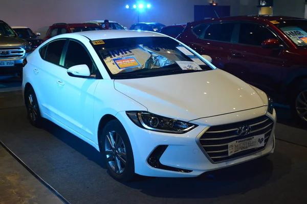 Pasay Temmuz Hyundai Elantra Bumper Dan Bumper Prime Araba Fuarına — Stok fotoğraf