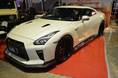 Pasay, PH - 28 Temmuz: Nissan gtr Bumper to Bumper Prime car show 28 Temmuz 2019, Pasay, Filipinler. Bumper to Bumper, pazar sonrası arabaların yer aldığı bir araba fuarı..