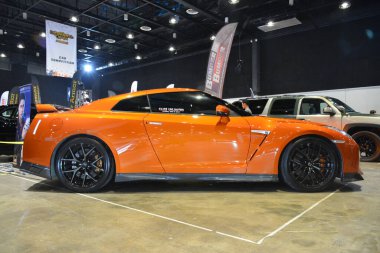 Pasay, PH - 28 Temmuz: Nissan gtr Bumper to Bumper Prime car show 28 Temmuz 2019, Pasay, Filipinler. Bumper to Bumper, pazar sonrası arabaların yer aldığı bir araba fuarı..
