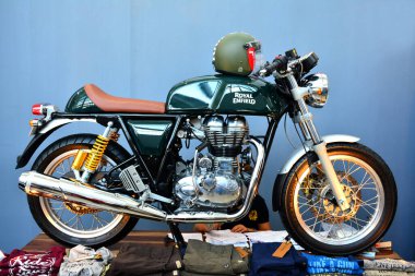 Pasay PH APR 23 Royal Enfield motosiklet Trans Sport Show 'da 23 Nisan 2017 Pasay Filipinleri' nde