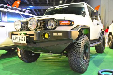 PAsay, PH - 30 NOV - Toyota FJ kruvazörü Manila Oto Salon araba fuarında 30 Kasım 2017, Pasay, Filipinler. 