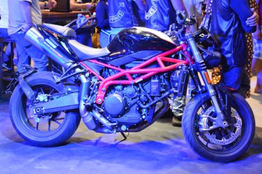 Pasay, PH - 16 Haziran - Motomorini motosiklet Makina Moto Show 'da 16 Haziran 2019 Pasay, Filipinler.