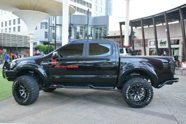 QUEZON CITY, PH - 15 Haziran - Ford Ranger 15 Haziran 2019 'da Quezon City, Filipinler' de Sportline Auto Show 'dan aldı