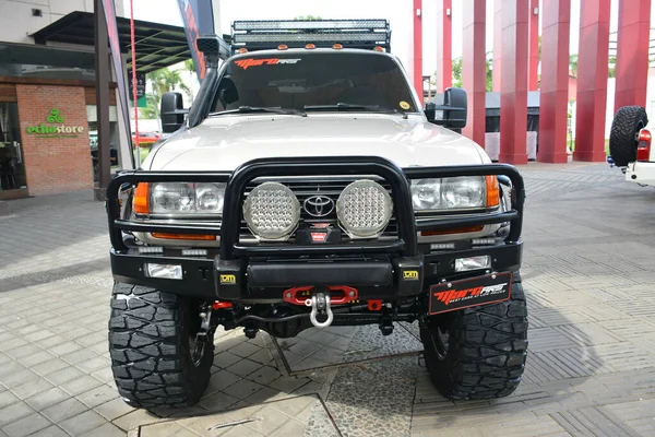 Quezon City Juni Toyota Land Cruiser Auf Der Sportline Magazine — Stockfoto