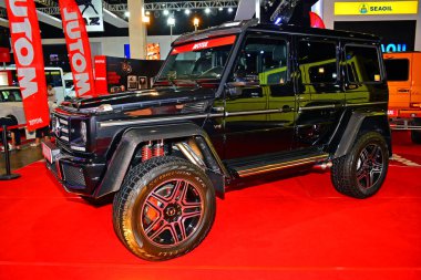 Pasay, PH - 7 Nisan - Mercedes Benz G63 Manila Uluslararası Otomobil Fuarı 'nda 7 Nisan 2018, Pasay, Filipinler.