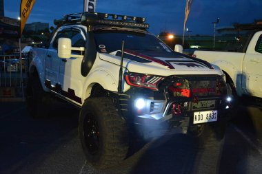 PASIG, PH - 5 Mayıs - Ford Ranger 5 Mayıs 2019 tarihinde Pasig, Filipinler 'de Hot Import Nights araba fuarında.