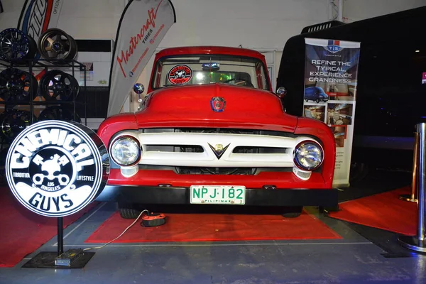 Pasig Mungkin Ford F100 Mengambil Hot Import Nights Car Show — Stok Foto