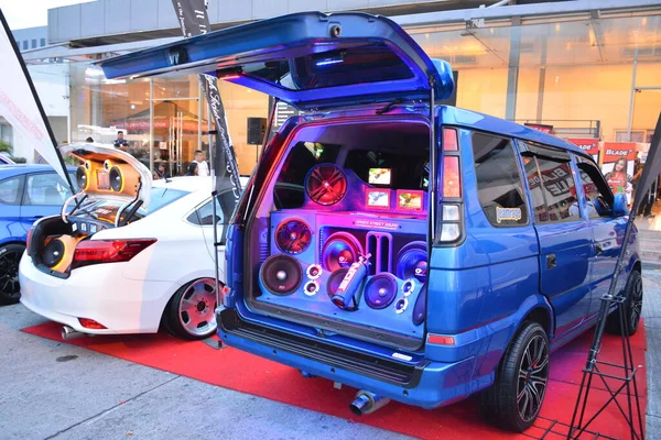 Pasig May Mitsubishi Adventure Hot Import Nights Car Show May — Stock Photo, Image