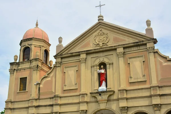 Pasay July 2018年7月15日在菲律宾帕萨伊 Pasay 举行的耶稣受洗 真相和生命教堂立面大主教座堂 — 图库照片