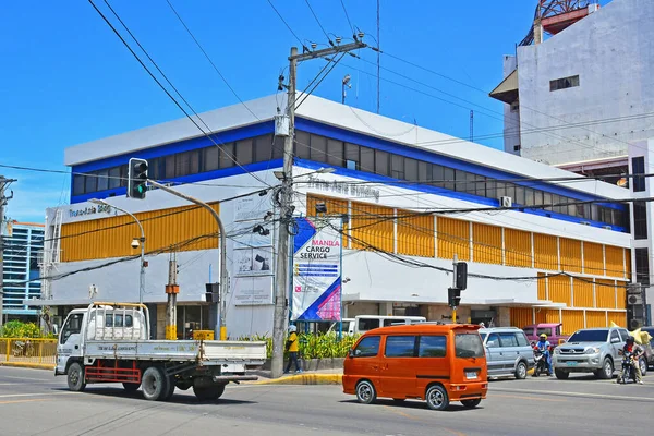 Cebu June 2017年6月17日在菲律宾宿务的泛亚建筑立面 — 图库照片