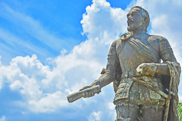 Cebu June 2017年6月17日 菲律宾宿务圣佩德罗堡Miguel Lopez Legazpi雕像 圣佩德罗要塞 Fort San Pedro — 图库照片