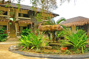 17 Eylül 2017 'de Laiya, Batangas, Filipinler' de Acuaverde Beach Resort su çeşmesi.