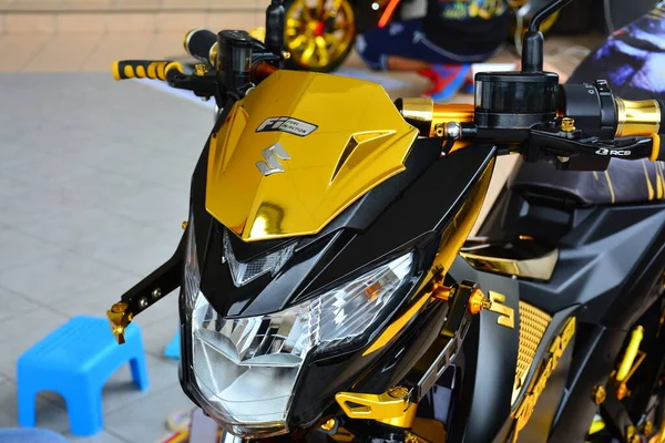 Marikina August Suzuki Raider R150 Мотоцикл Royals Auto Moto Show — стокове фото