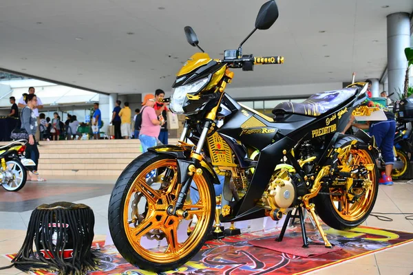 Marikina Agosto Suzuki Raider R150 Motocicleta Royals Auto Moto Show — Foto de Stock