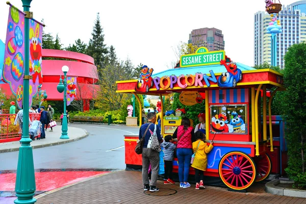 Osaka April Sesame Street Popcorn Food Cart Universal Studios Japan — Stockfoto