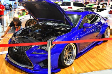 Pasay, PH - 19 Mayıs - Lexus arabası 19 Mayıs 2018 tarihinde Pasay, Filipinler 'de Trans Sport Show' da.