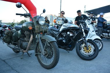 PASIG, PH - 9 Mart - Royal Enfield motosiklet gösterisi Ride Ph motosiklet gösterisi 9 Mart 2019 Pasig, Filipinler.