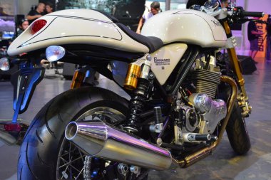 PASIG, PH - 9 Mart - Norton komando 961 kafe yarış motosikleti Ride Ph motosiklet gösterisi 9 Mart 2019 Pasig, Filipinler.