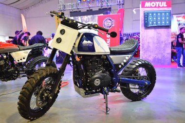 PASIG, PH - 9 Mart - Royal Enfield himalayan motosiklet Ride Ph motosiklet gösterisi 9 Mart 2019 Pasig, Filipinler.