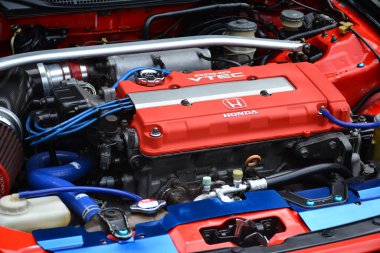 MANILA, PH - NOVEMBER 10 - 10 Kasım 2018 tarihinde Filipinler, Manila 'da TransKnight nakliye fuarında Honda sivil motor motoru.