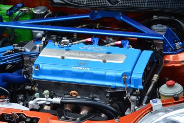 MANILA, PH - NOVEMBER 10 - 10 Kasım 2018 tarihinde Filipinler, Manila 'da TransKnight nakliye fuarında Honda sivil motor motoru.