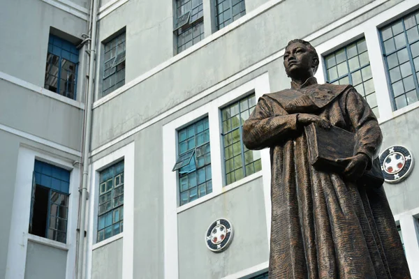 Manila Noviembre Estatua Del Colegio San Juan Letrán Vicente Dela — Foto de Stock