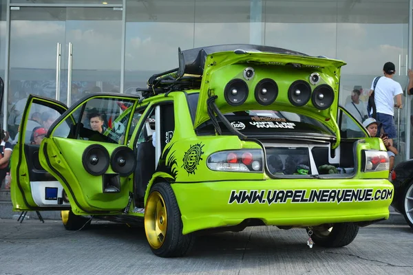 Pasig Nov Mitsubishi Lancer Auf Der Vapin Wheels Autoshow November — Stockfoto