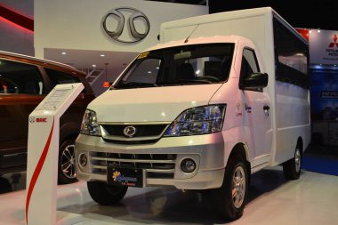 PAsay, PH - OCT 27 - Baic Kalayaan Jeepney 27 Ekim 2018 tarihinde Filipin Uluslararası Otomobil Fuarı 'nda, Pasay, Filipinler.